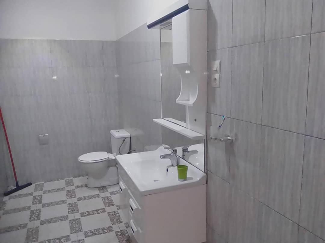 Апартаменти Hebertogo Casablanca Ломе Екстер'єр фото
