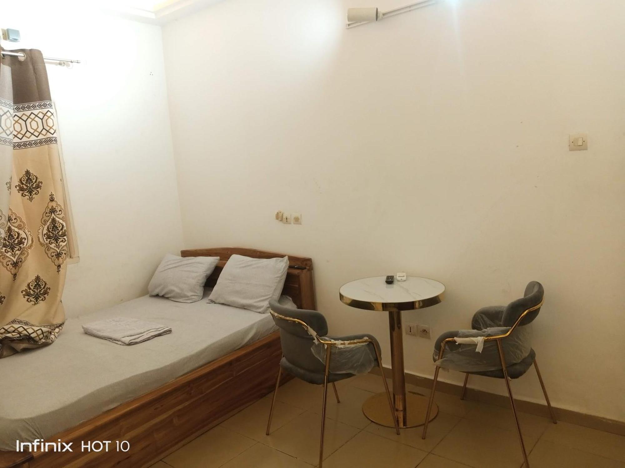 Апартаменти Hebertogo Casablanca Ломе Екстер'єр фото